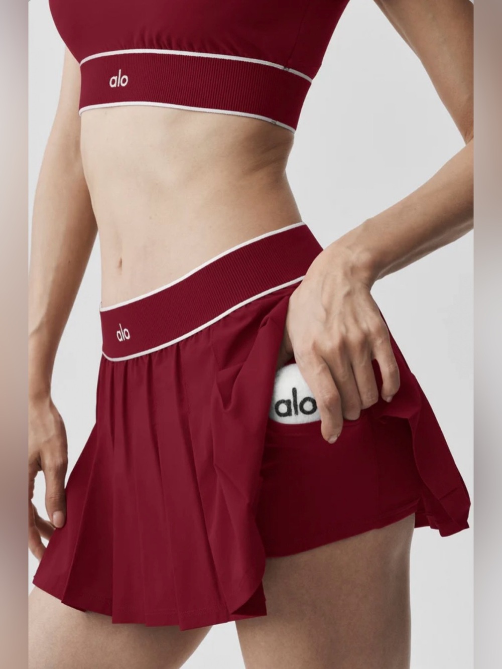Alo Yoga NWOT Low Rise Amp It Up Tennis Skirt Summer Romance Red  Size S
